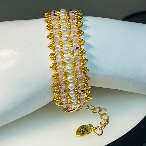 Pearl and crystal woven “pretty in pink” prom party cocktail bracelet adjustabl - Picture 6 of 7
